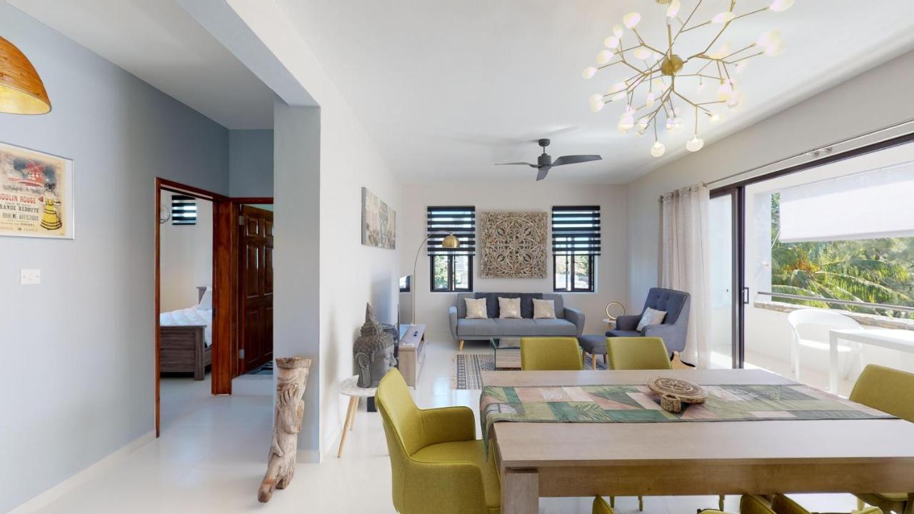 Apartamento Penthouse - Private Roof Terrace - Sea & Mountain View Grand Baie Exterior foto